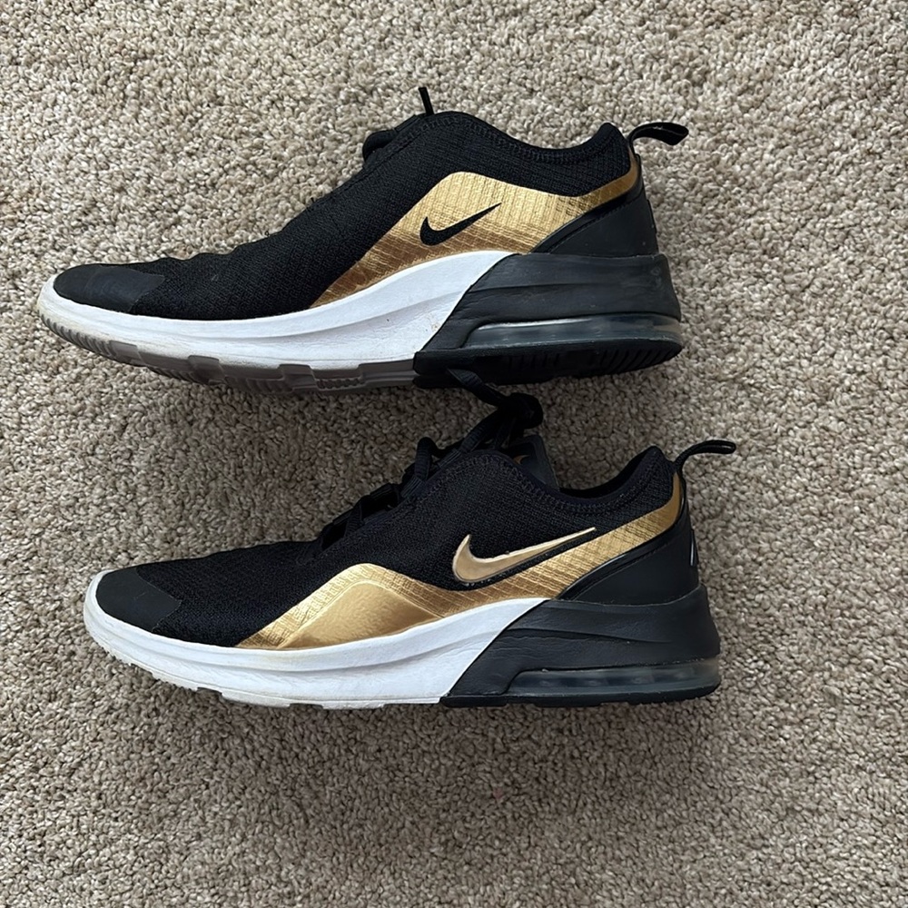 nike air gold collection